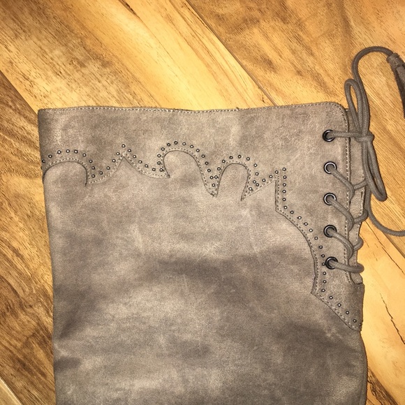 Francesca’s tan suede above the knee boots Sz 8.5 - Picture 4 of 8